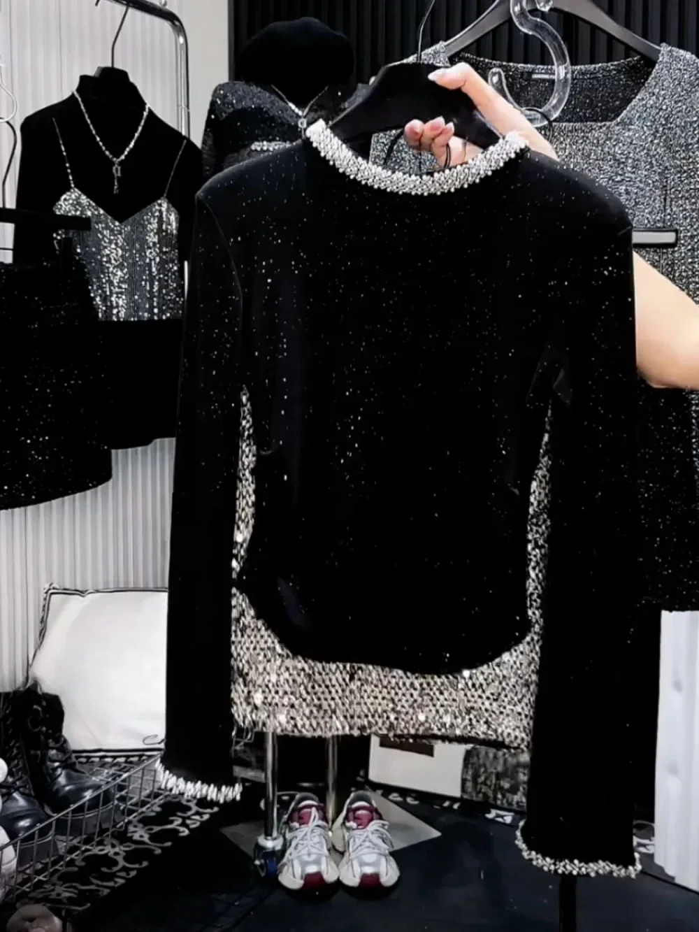 Neploe Simple Office Lady Luxury O Neck Women T-shirt Sequin Europe Heavy Beading Crop Tops Elegant Slim Waist High Street Mujer - Image 3